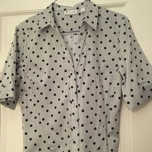 NY&Co short sleeve button down- polka dot!